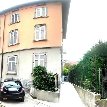 Comondo Apartment